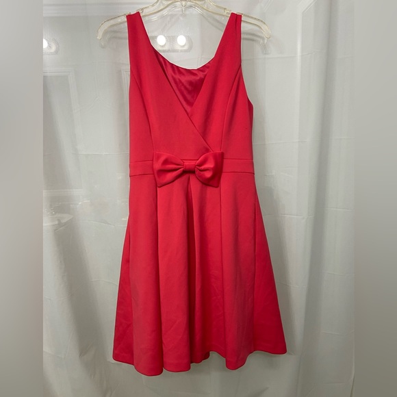 Jessica Simpson Knee Length Size 8 Pink Dress With Gold Chain With Pockets - Picture 4 of 10